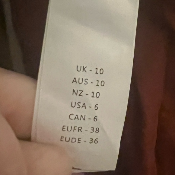 BOOHOO PLUNGE FRONT BUTTON JUMPER DRESS *NWT* - Picture 6 of 7